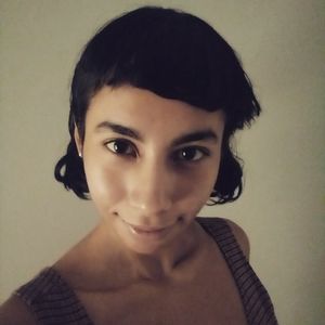 Meet your Posher, Cassandra